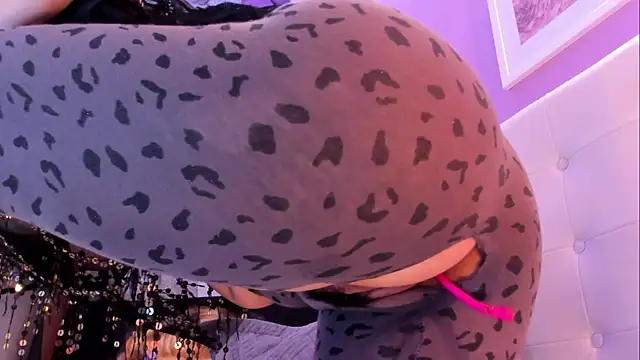 Charlotte11-11 webcam