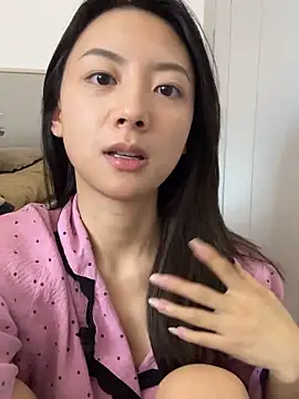 美女ReiningAffaire在线直播