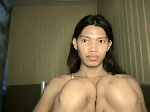 Yourgoddess_jayve webcam