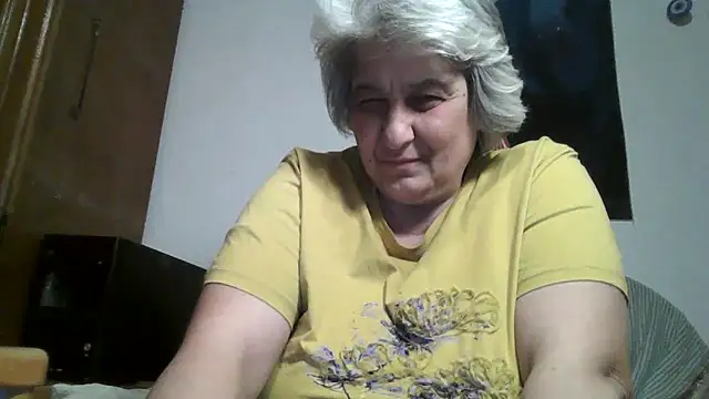 ExquisiteMature webcam