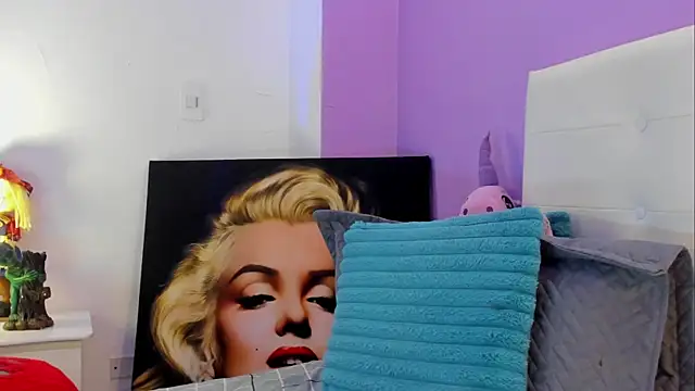 Charlotte11-11 webcam