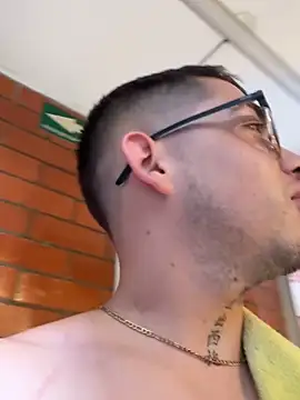 Tommas_Jhonson webcam