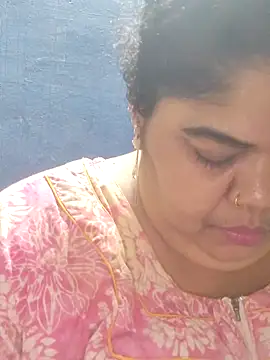 tamilthanushri webcam