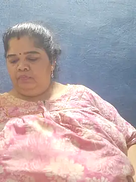 tamilthanushri webcam