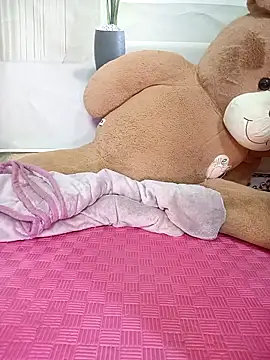 purplerose-89 - PurpleRose-89's free webcam - UK Sex Cams