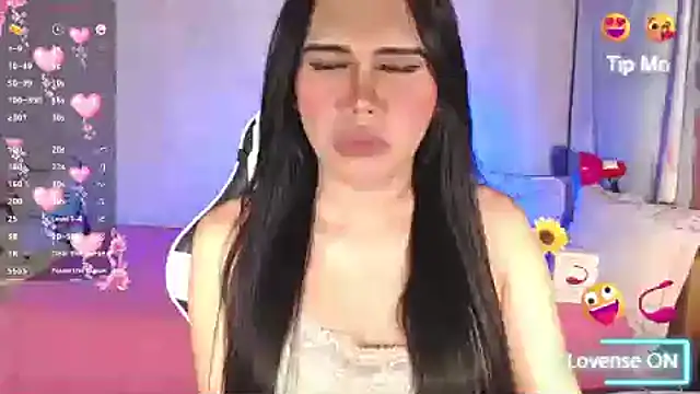 SweetSurrender_ webcam