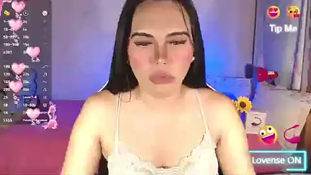 SweetSurrender_ webcam