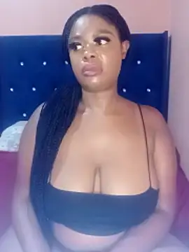 Luciouslips00 webcam