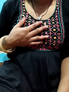 sexyradha_ - Sexyradha_'s free webcam - UK Sex Cams