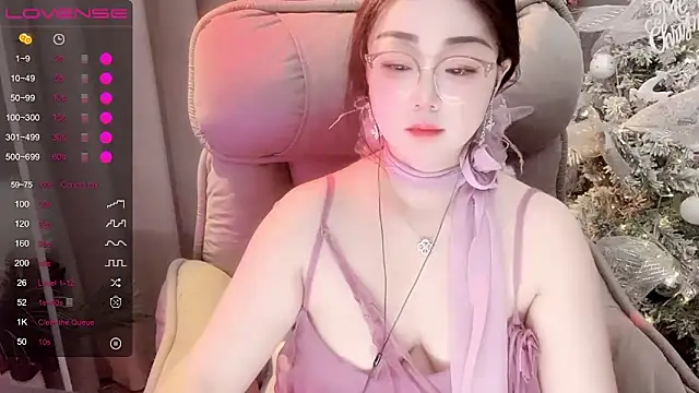 Monica-666888- webcam