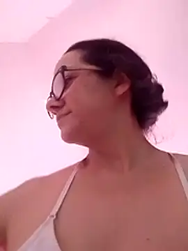 nicolle_milf1978 webcam