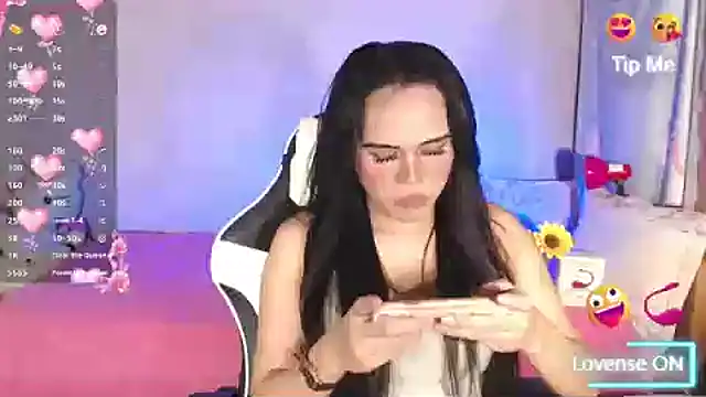 SweetSurrender_ webcam