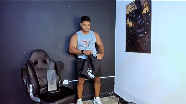 Big_furry_bear13 webcam