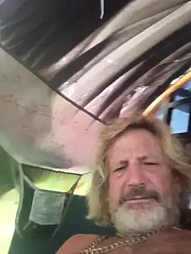 Cloudin_around webcam