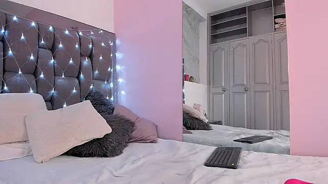 Kendall_Rous_ webcam