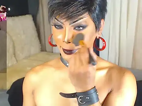 ButtWhoreBELLA webcam