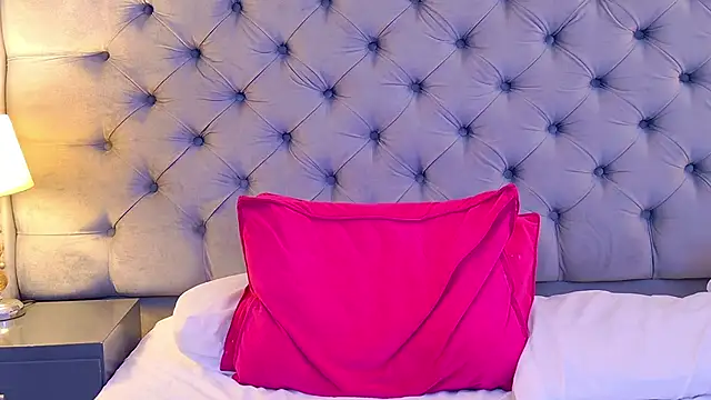 AshleyGingerr webcam