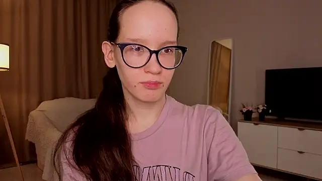 BettyBrowni live sex cam