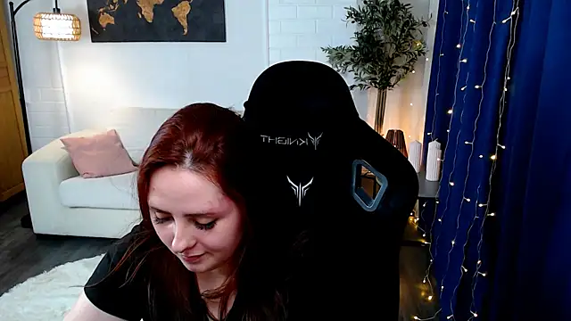 Hennessy_bunny webcam