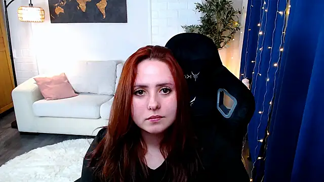 Hennessy_bunny webcam