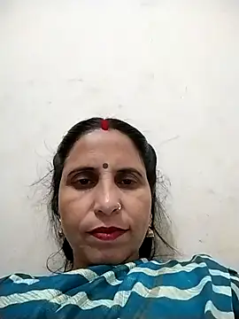 Webcam Model (Hot_liya54)  is live.Free join now!