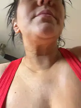 LittleMissEeve webcam