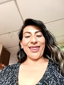 lucia_rios (F milf) - Show My breaks