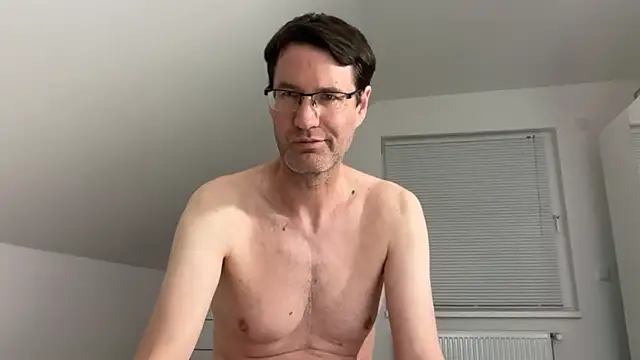 zxzx_cam1 - Zxzx_cam1's free webcam - UK Sex Cams