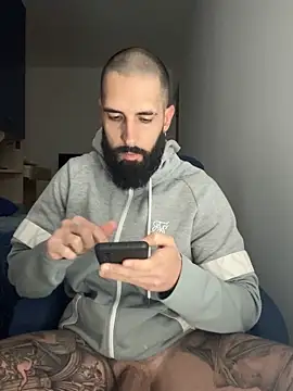 gioeltoro89 - Gioeltoro89's free webcam - UK Sex Cams