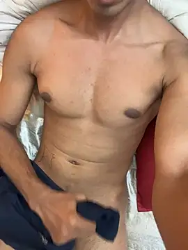 alwayshotandbig - Alwayshotandbig's free webcam - UK Sex Cams