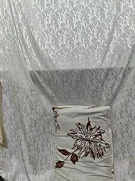 Honey_rosetamil webcam