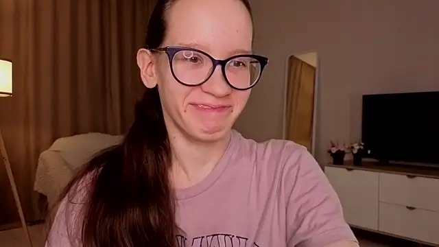 bettybrowni - BettyBrowni's free webcam - UK Sex Cams