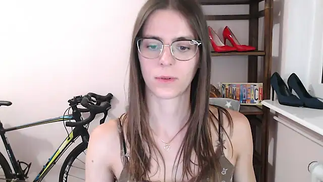 love_megi - Love_megi's free webcam - UK Sex Cams