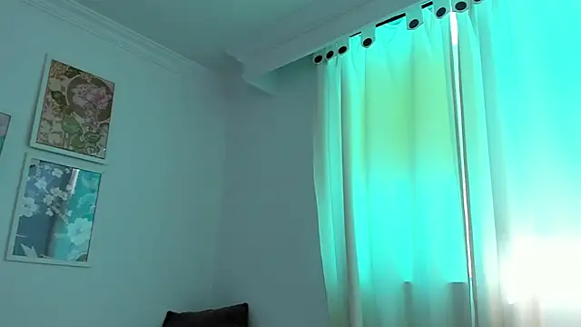 canellegarces - CanelleGarces's free webcam - UK Sex Cams