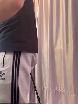 Tommas_Jhonson webcam