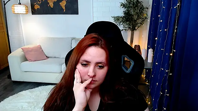 Hennessy_bunny webcam