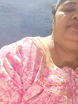 tamilthanushri webcam