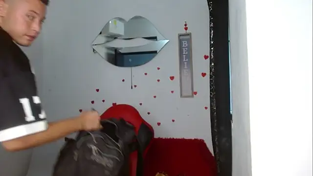 sven_fox723 live sex cam