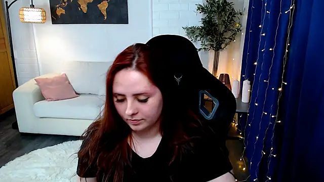 Hennessy_bunny webcam