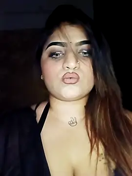 Sanaya_Gil - Live Cam