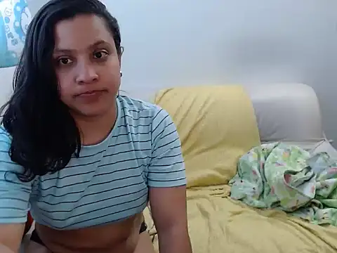 Emma_Bunny1 webcam