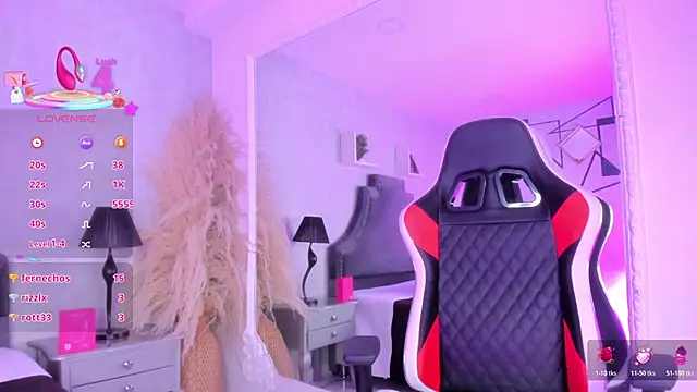 KarelyMitchel webcam