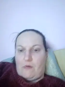 BustyLadyAlma webcam