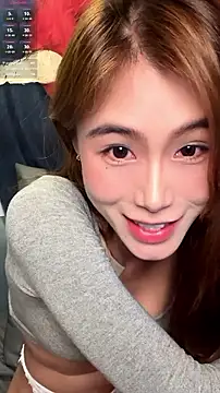 美女Cici250808在线直播