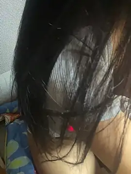 Mina048 webcam