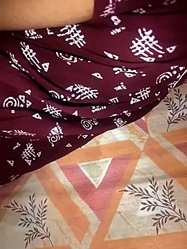 Anuji--_--_--_--_ webcam