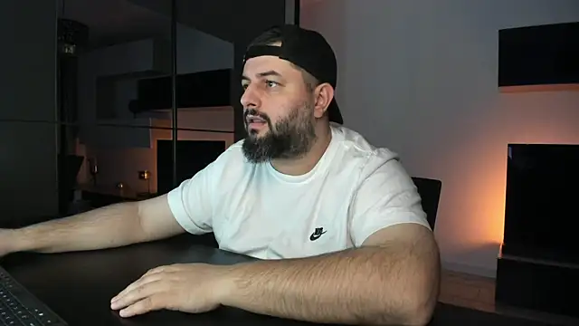 dravenpeak - DravenPeak's free webcam - UK Sex Cams