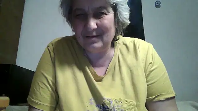 ExquisiteMature webcam