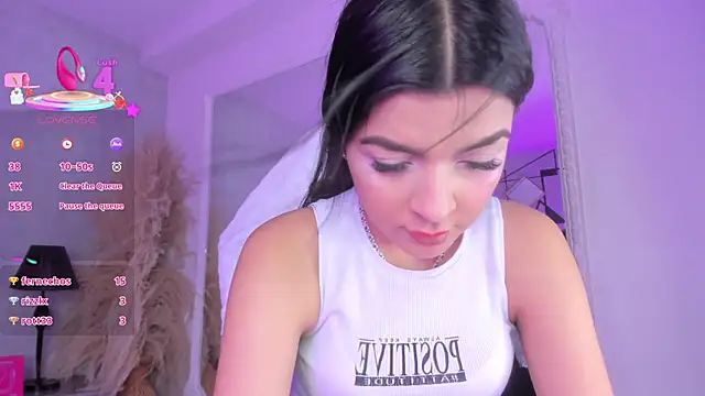 KarelyMitchel webcam