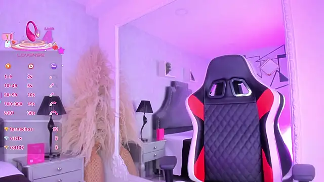 KarelyMitchel webcam